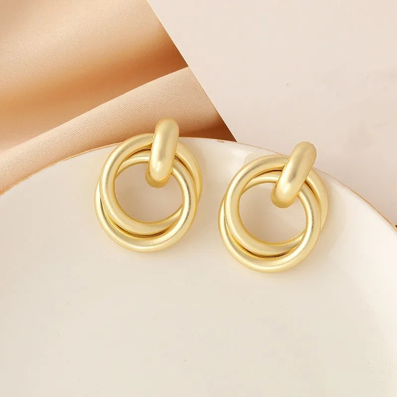 Verona - Loop Earrings
