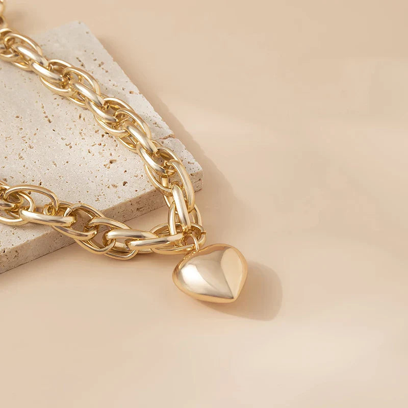 Serena - Heart Necklace