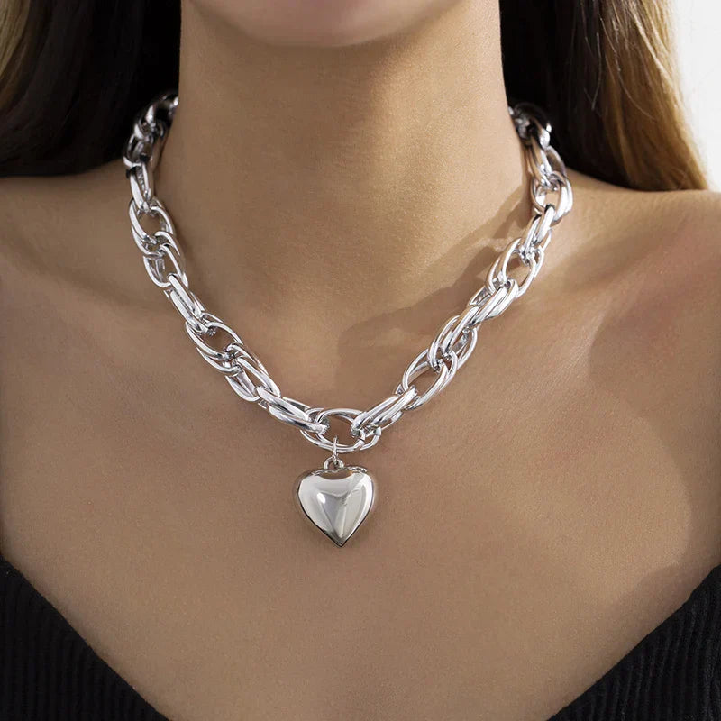 Serena - Heart Necklace