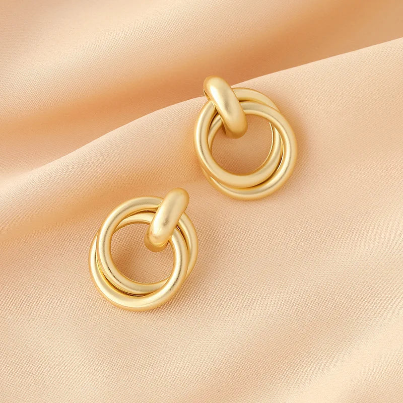 Verona - Loop Earrings