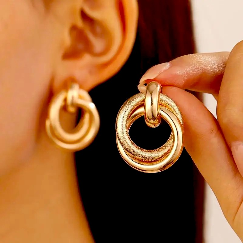 Verona - Loop Earrings
